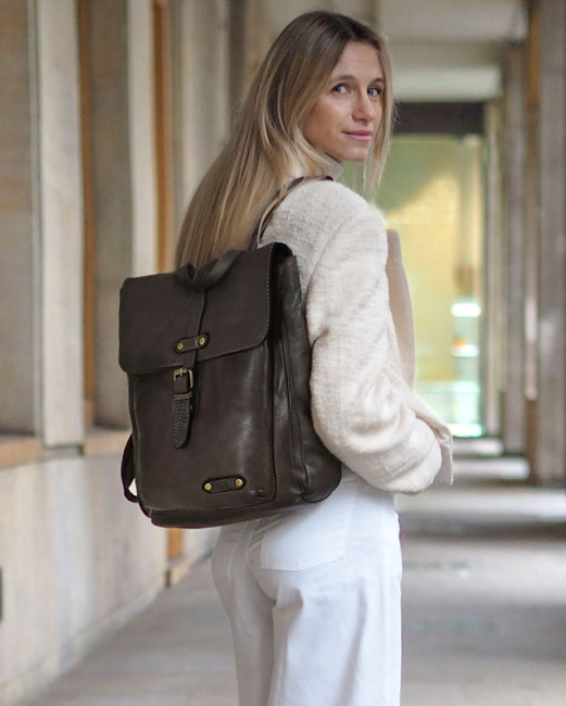 MARCO MAZZINI Miejski plecak skórzany w stylu old look handmade leather ciemny brąz caffe